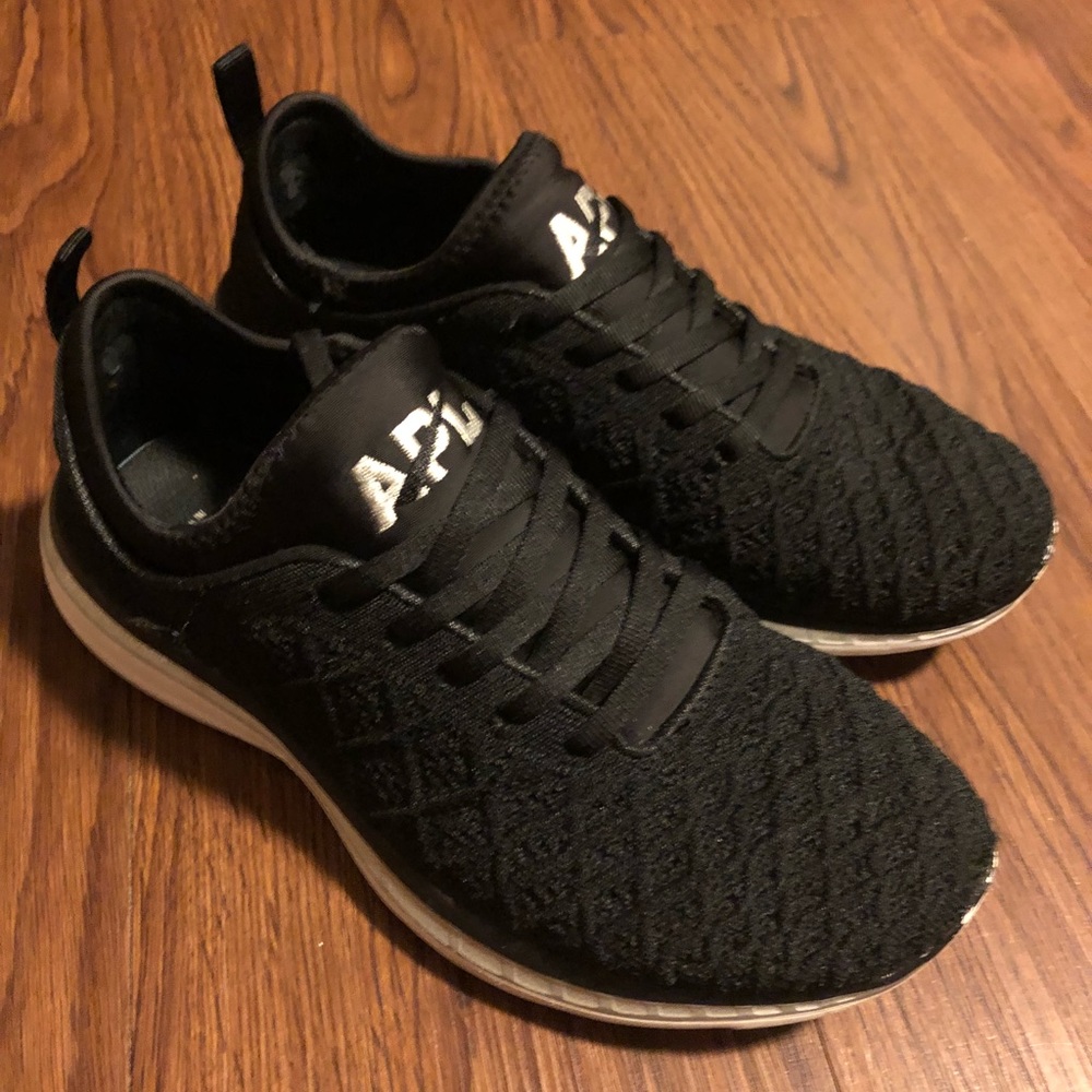 APL Women's TechLoom Black/Metallic Silver, size 7